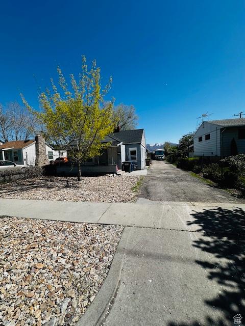 1195 S 800 W, Salt Lake City, UT 84104 - view of property exterior with a residential view and driveway