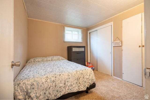 3839 S 2050 W, Roy, UT 84067 - carpeted bedroom with a closet