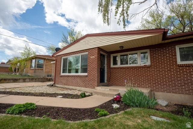 3839 S 2050 W, Roy, UT 84067 - view of front of property with brick siding