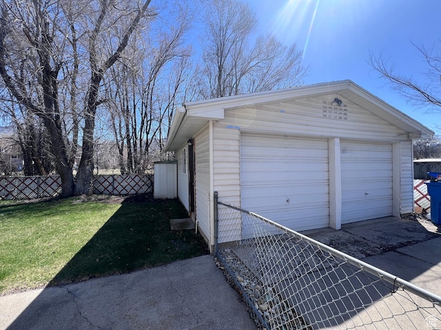 174 N 500 E, Logan, UT 84321 - detached garage featuring fence