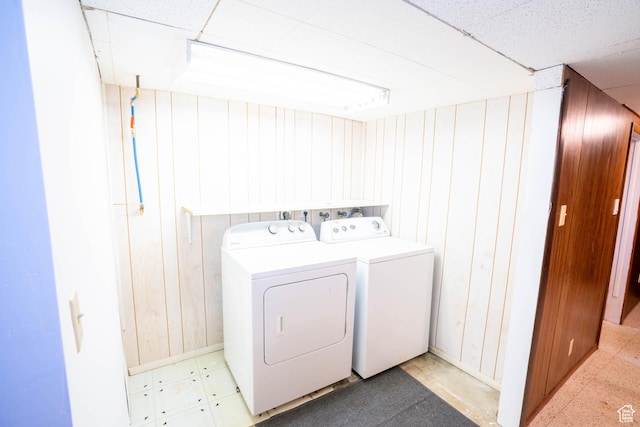 1915 W 13400 S, Riverton, UT 84065 - laundry area with washer and dryer, wood walls, and baseboards
