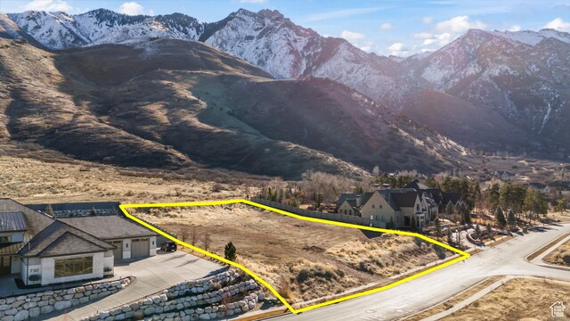 704 N Country Manor Ln, Alpine, UT 84004 - birds eye view of property with a mountain view