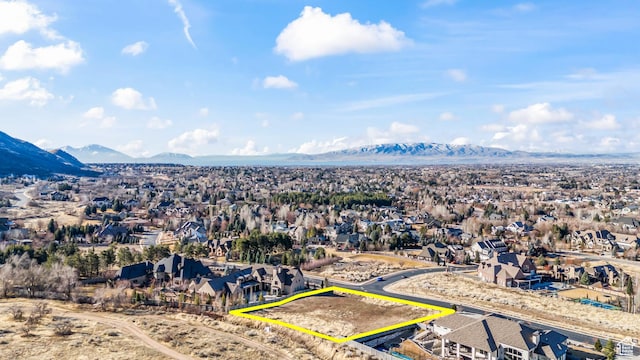 704 N Country Manor Ln, Alpine, UT 84004 - drone / aerial view with a mountain view and a residential view