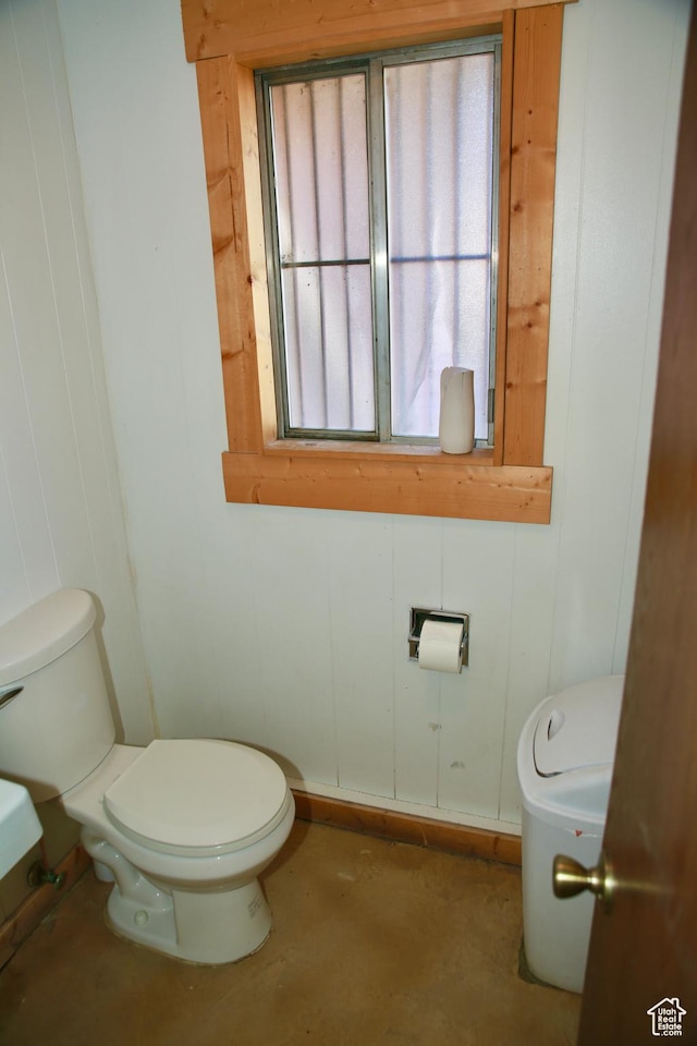 510 N Main St, Henefer, UT 84033 - half bath featuring concrete flooring and toilet