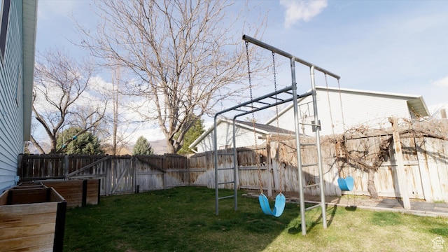 view of yard with fence
