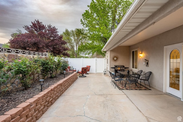 827 E 1070 S, St George, UT 84790 - view of patio featuring a fenced backyard