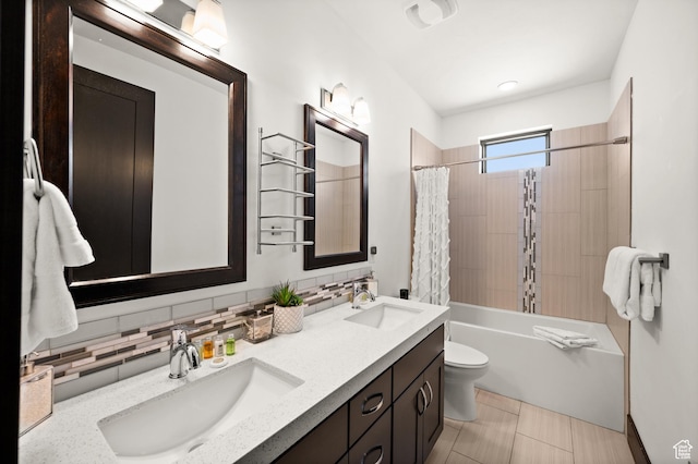 3700 Blackstone Dr Unit 9, Park City, UT 84098 - bathroom with toilet, shower / bath combo, a sink, and backsplash