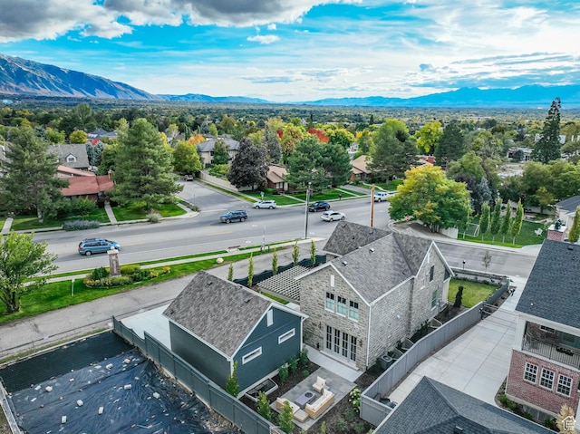 bird's eye view featuring a mountain view