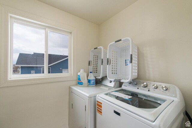 485 N 400 W, Tremonton, UT 84337 - laundry area with washer and dryer and laundry area