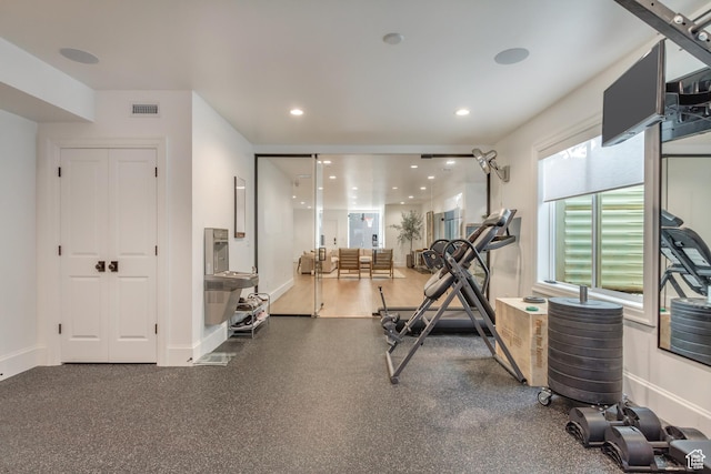 70 E Deer Meadow Ct, Woodland Hills, UT 84653 - workout room with baseboards, visible vents, and recessed lighting