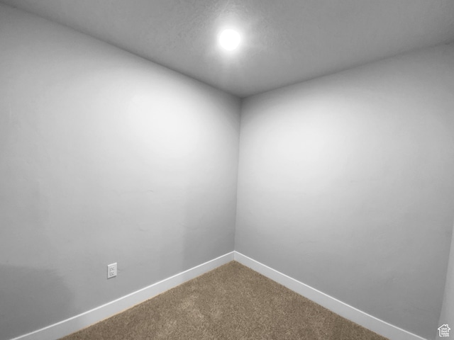 2806 E Crimson Ct, Eagle Mountain, UT 84005 - carpeted empty room featuring baseboards