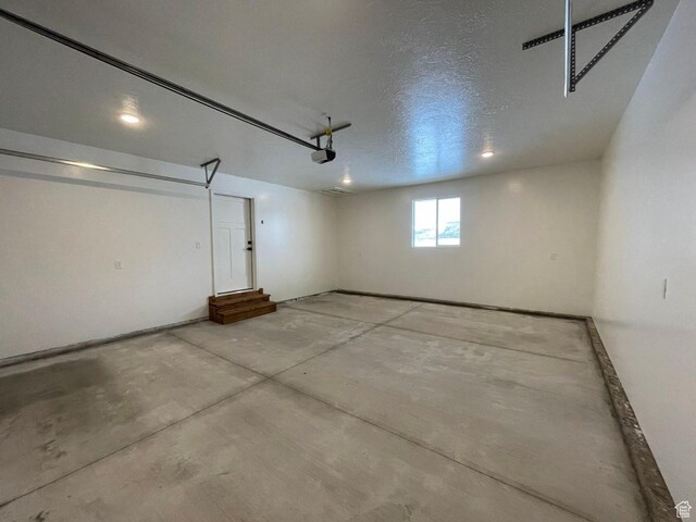 631 N 4250 W, Vernal, UT 84078 - garage with a garage door opener