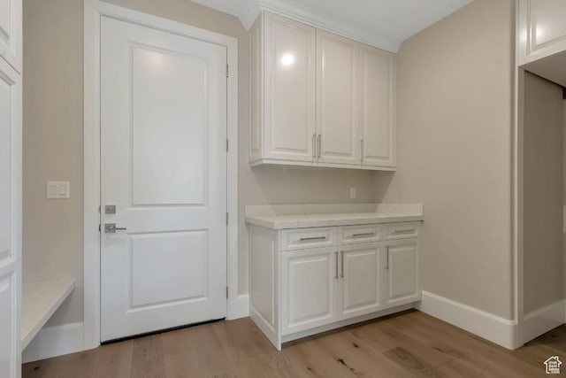 15724 S Rolling Bluff Dr, Draper Ut Cnty, UT 84020 - interior space featuring light wood-style flooring and baseboards