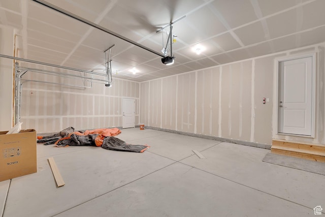 356 W Emma St Unit 625, Grantsville, UT 84029 - garage with a garage door opener