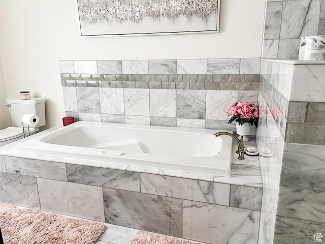 2770 S 9500 E, Jensen, UT 84035 - bathroom with toilet and a garden tub