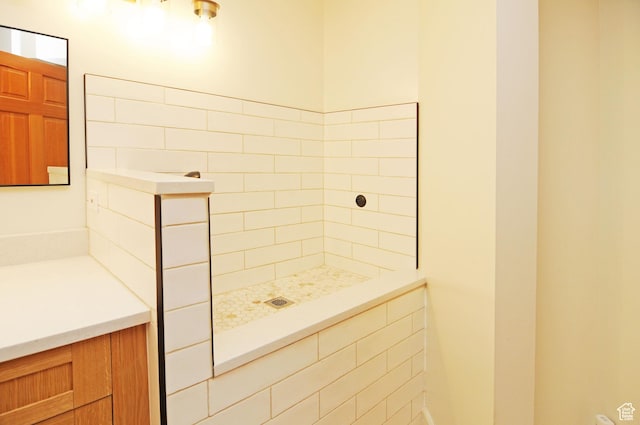 360 E 1825 N, Centerville, UT 84014 - bathroom featuring a tile shower and vanity