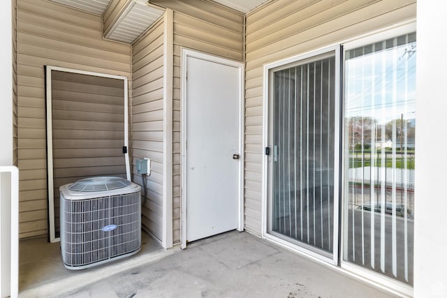 entrance to property with cooling unit