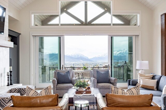 1285 N Oquirrh Mountain Dr, Heber City, UT 84032 - sunroom / solarium featuring a mountain view