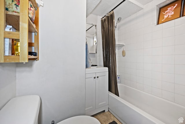 4622 S 375 E, Washington Terrace, UT 84405 - full bathroom featuring toilet, shower / bath combo with shower curtain, and vanity