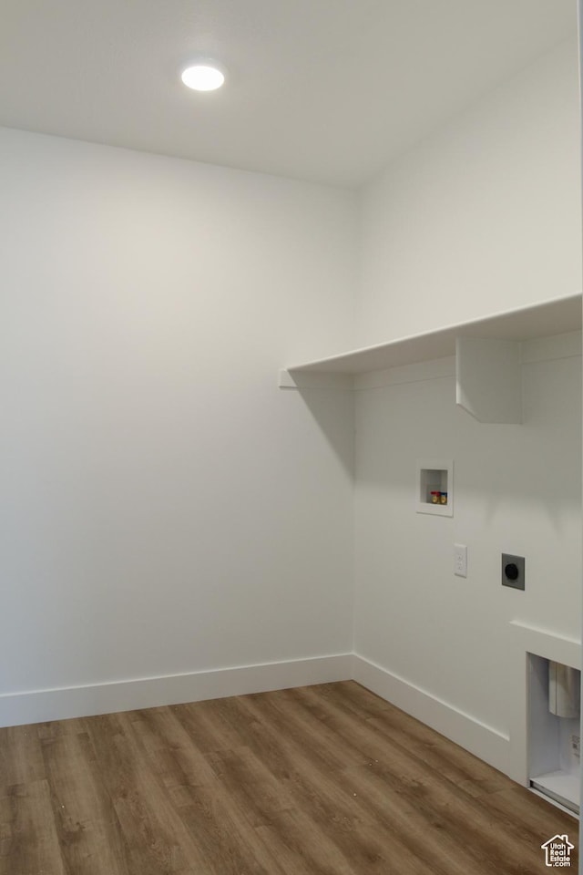 685 E 1250 S, Hyrum, UT 84319 - clothes washing area featuring wood finished floors, electric dryer hookup, laundry area, hookup for a washing machine, and baseboards