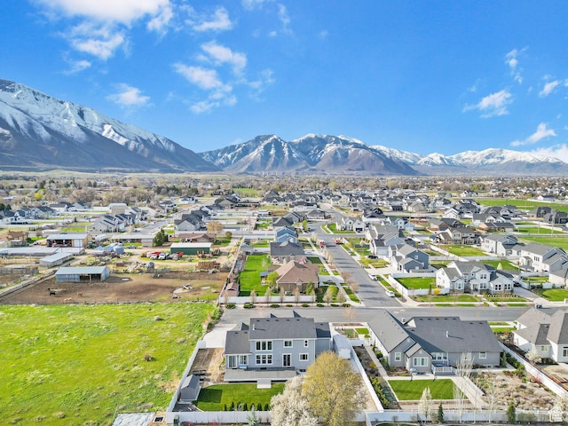 516 W 1000 N, Mapleton, UT 84664 - aerial view featuring a mountain view and a residential view