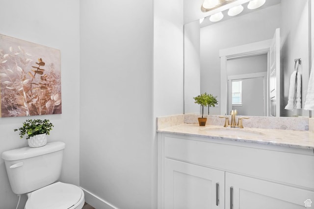 516 W 1000 N, Mapleton, UT 84664 - half bathroom featuring toilet and vanity