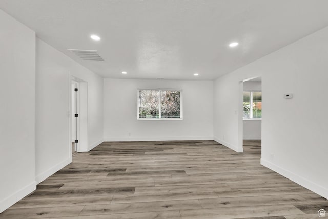 1289 E 31st St S, Ogden, UT 84403 - spare room with light wood-type flooring, baseboards, visible vents, and recessed lighting