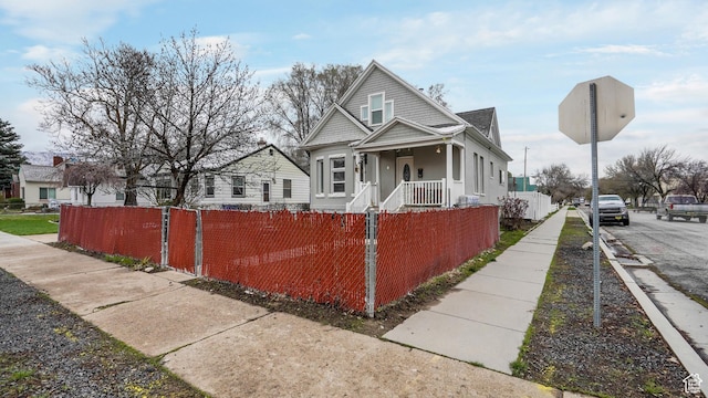 501 E Cross St, Ogden, UT 84404 - view of front of house featuring a gate and a fenced front yard