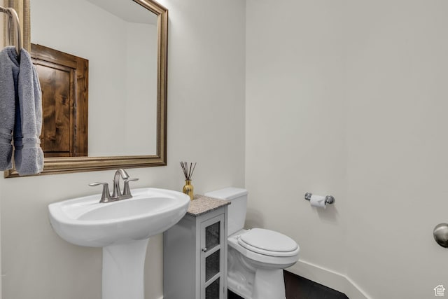 865 W Benjamin Pl, Kamas, UT 84036 - half bath with toilet and baseboards