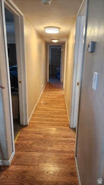 1989 W 1800 N, St George, UT 84770 - hall featuring light wood-style flooring