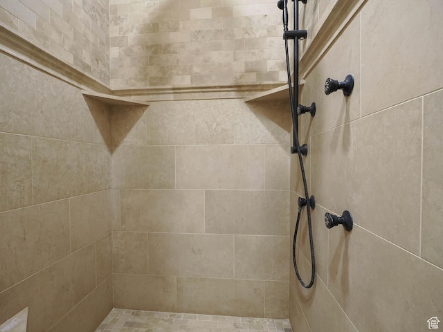 1979 E Olympus Point Dr, Holladay, UT 84117 - bathroom featuring a tile shower