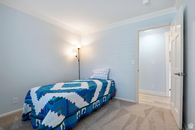 1850 E Cottonwood Club Dr, Holladay, UT 84117 - bedroom with carpet, baseboards, and crown molding