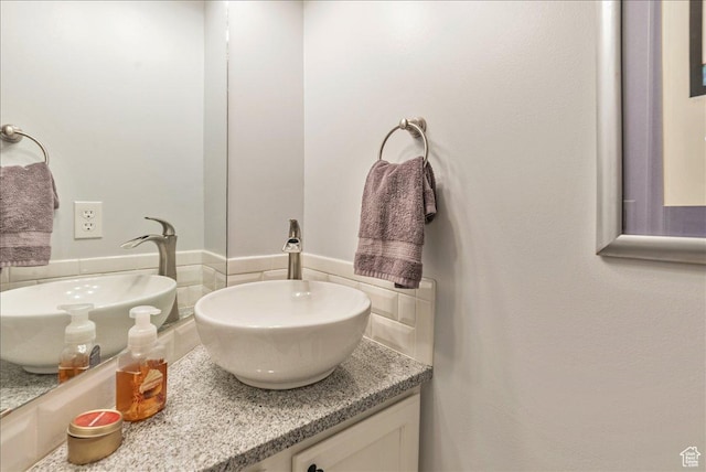 bathroom featuring vanity