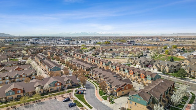 birds eye view of property featuring a residential view