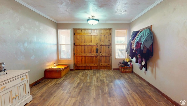 263 W 300 S, Parowan, UT 84761 - entrance foyer featuring baseboards, ornamental molding, and wood finished floors