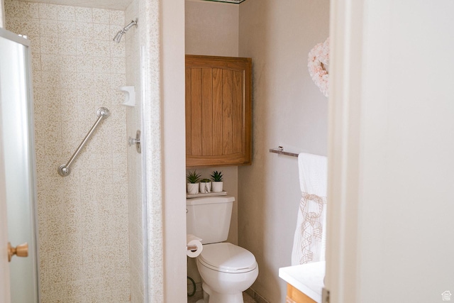 20 E 9n Cir N, American Fork, UT 84003 - full bath featuring toilet and walk in shower