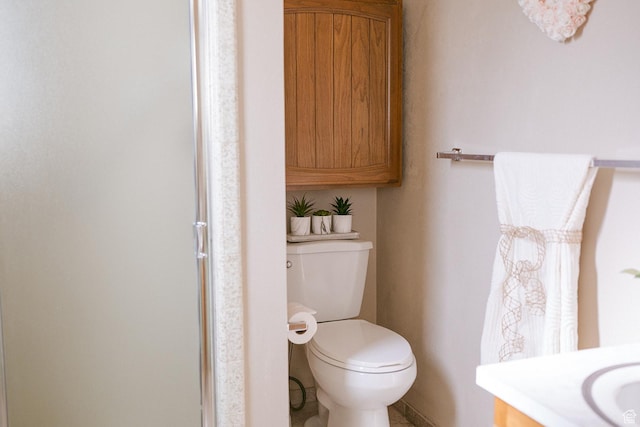 20 E 9n Cir N, American Fork, UT 84003 - full bath with a shower with shower door, vanity, and toilet
