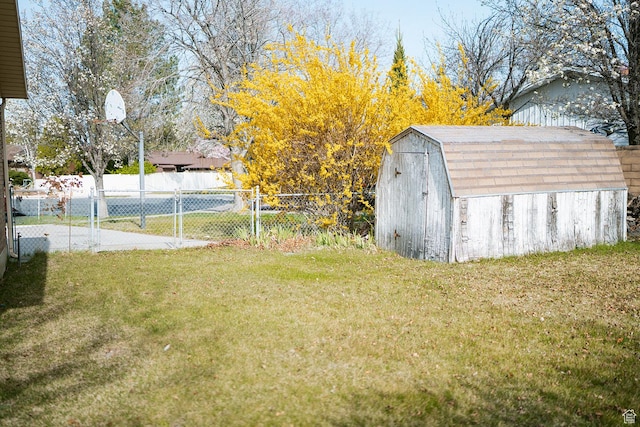 20 E 9n Cir N, American Fork, UT 84003 - view of yard featuring a shed, fence, a gate, and an outbuilding