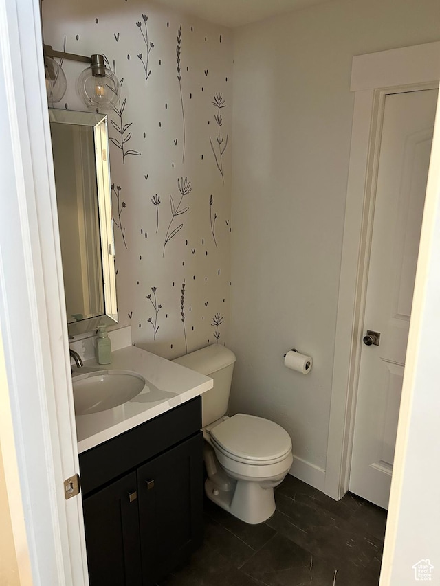 10124 S Autumn Breeze Ln W, South Jordan, UT 84009 - half bath with toilet, tile patterned floors, and vanity