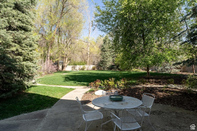 6041 S 2230 E, Holladay, UT 84121 - view of yard with a patio area and outdoor dining area