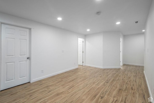 3833 W 1960 N, Lehi, UT 84043 - empty room with light wood-style flooring, baseboards, visible vents, and recessed lighting