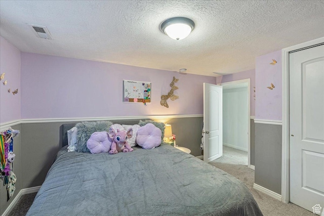 3165 S 2000 E, Millcreek, UT 84109 - bedroom with a textured ceiling, light colored carpet, baseboards, and visible vents
