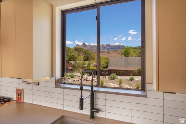 160 W Pebble, Rockville, UT 84763 - kitchen view of backsplash and a mountain view
