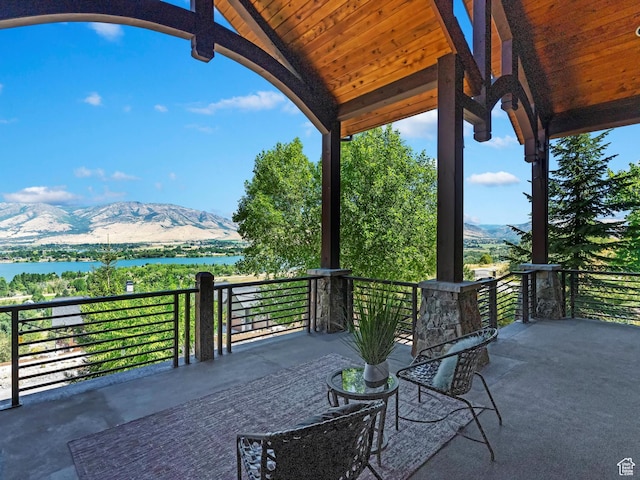 6739 E Via Cortina St S, Huntsville, UT 84317