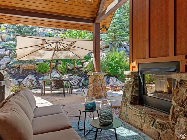 6739 E Via Cortina St S, Huntsville, UT 84317