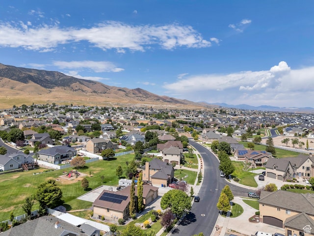 4071 S Sandpiper Ln, Saratoga Springs, UT 84045 - birds eye view of property featuring a mountain view and a residential view