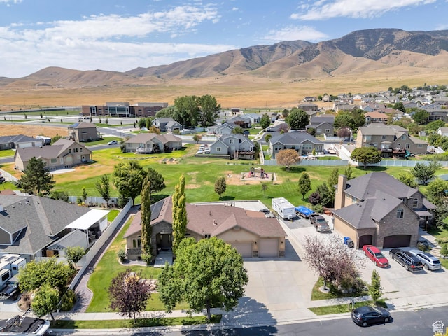 4071 S Sandpiper Ln, Saratoga Springs, UT 84045 - bird's eye view featuring a residential view and a mountain view