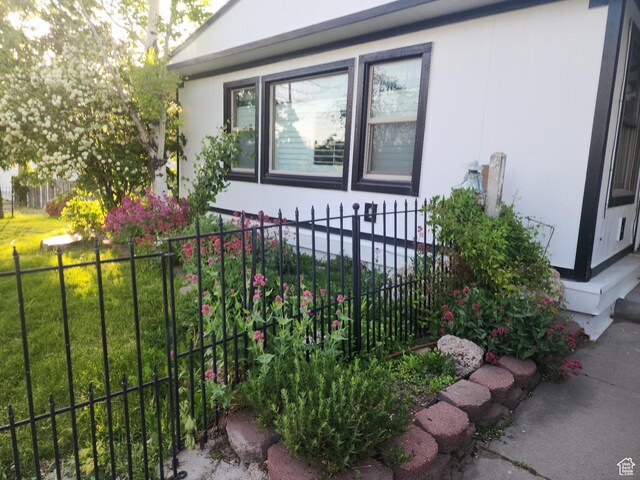 146 W 400 S, Tooele, UT 84074 - photo 3