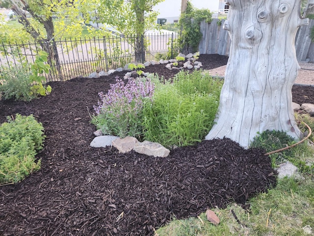 146 W 400 S, Tooele, UT 84074 - photo 39