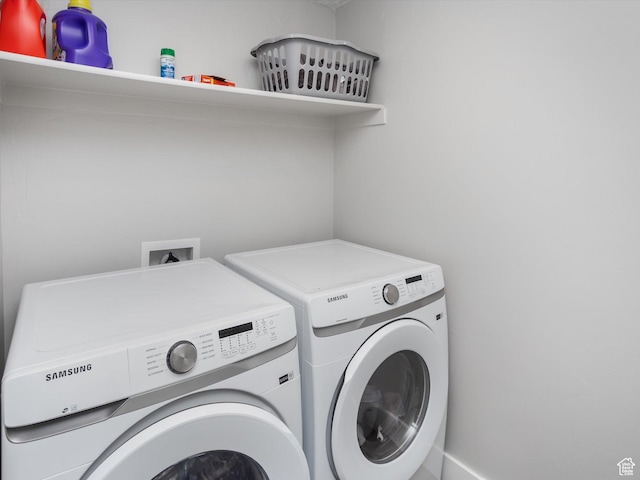 131 Crockett Ave, Logan, UT 84321 - laundry area featuring washer and clothes dryer